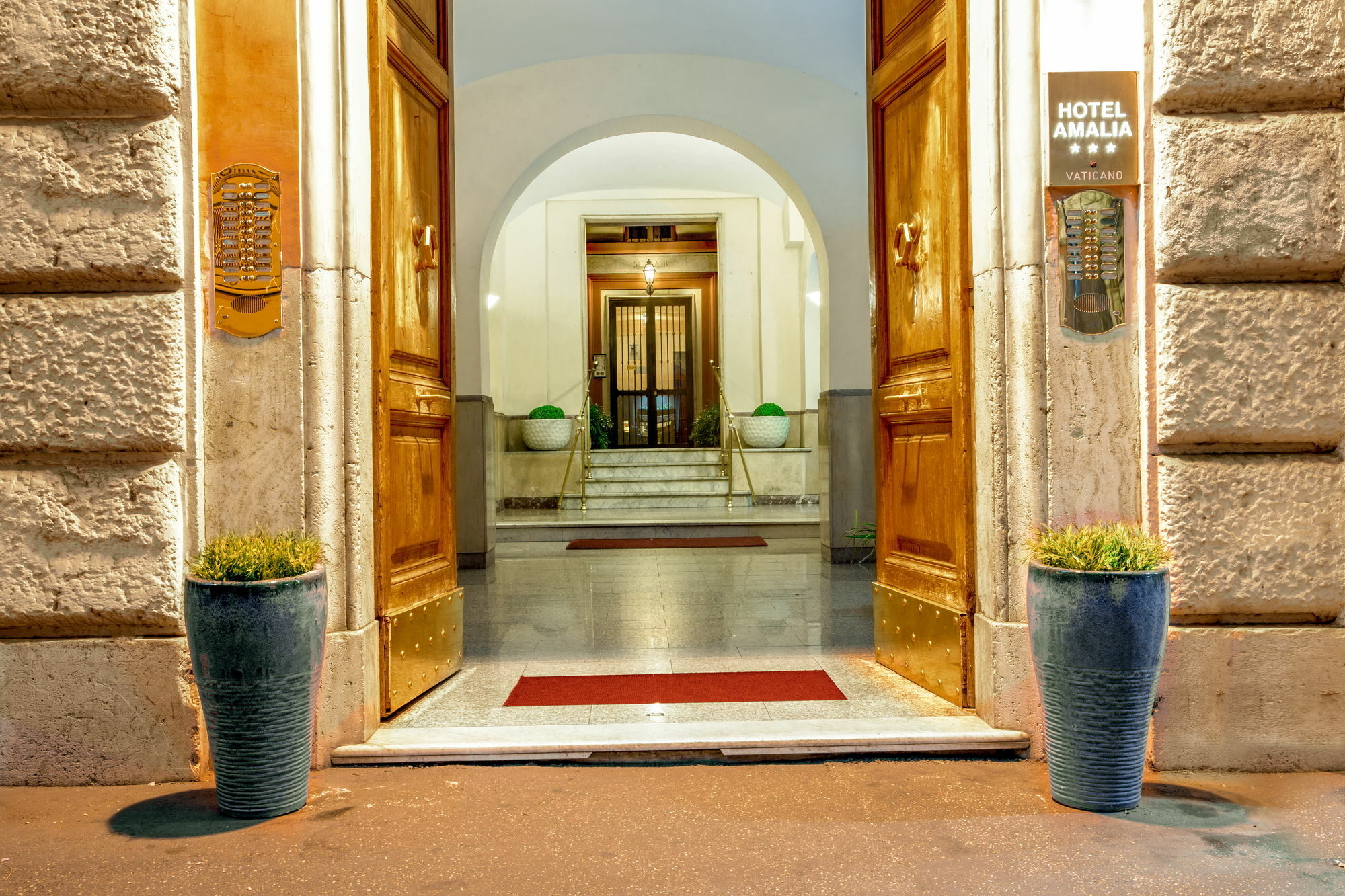 Amalia Vatican House Rzym Zewnętrze zdjęcie